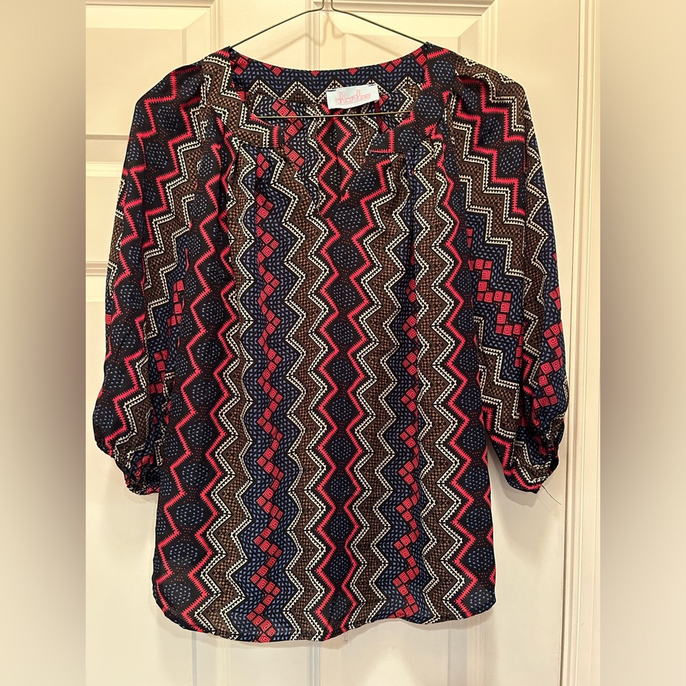 Charlee Women’s V-neck Blouse Size Large
